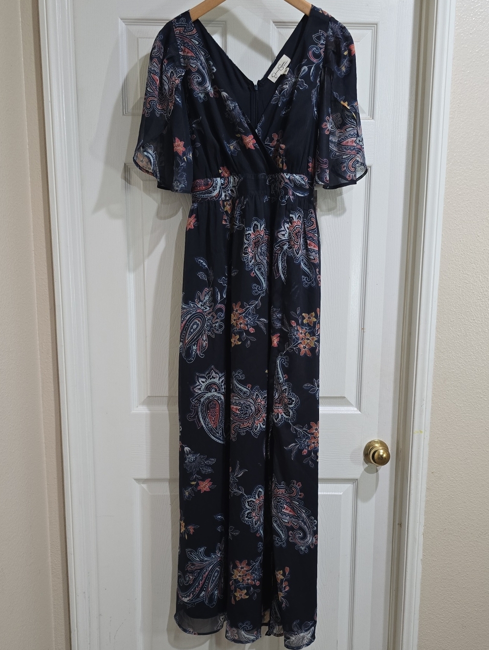💙Jessica Simpson Maternity Navy Paisley Floral Maxi Dress